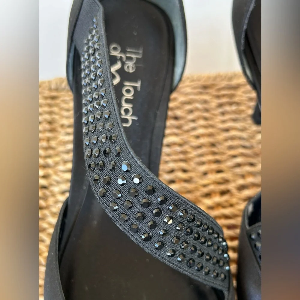 The Touch of Nina‎ Satin Rhinestone Black Heels Size 9M